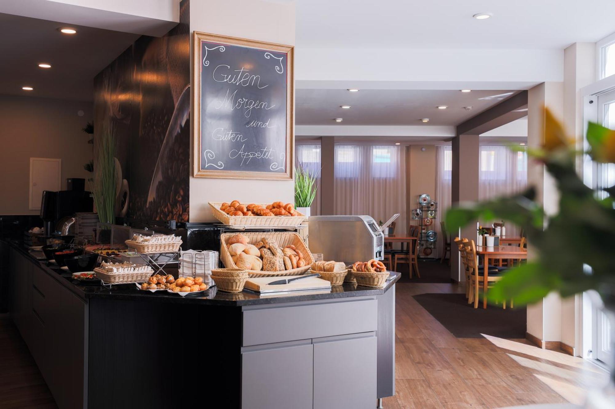 Novum Hotel Bruy Estugarda Exterior foto