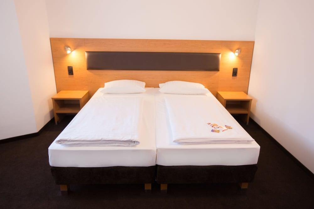 Novum Hotel Bruy Estugarda Exterior foto